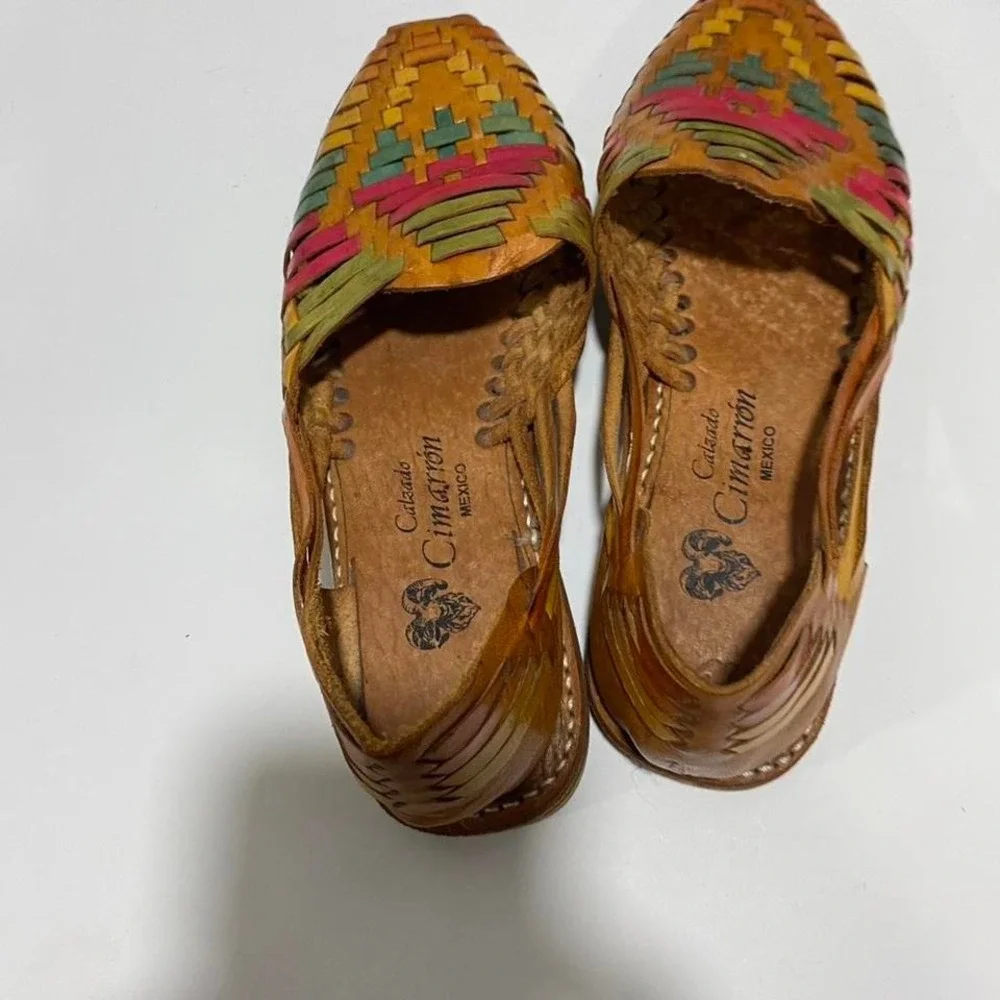 Mexican Cimarron multicoloured leather huarache sandals Size US 4. SKU-A520